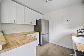 2271 SW 38th Ave in Fort Lauderdale, FL - Foto de edificio - Building Photo