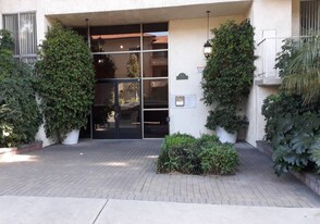 4730 Natick Ave in Los Angeles, CA - Building Photo