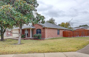 4006 Texella in Round Rock, TX - Building Photo - Building Photo