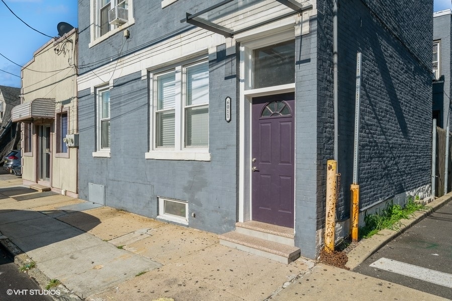 6011 Washington St in West New York, NJ - Building Photo