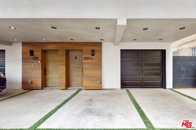 853 N June St, Unit 853 in Los Angeles, CA - Building Photo - Building Photo