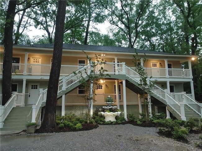 property at 425 Depre St