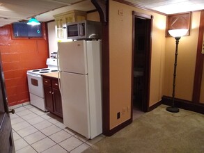 402 S 48th St in Omaha, NE - Building Photo - Building Photo