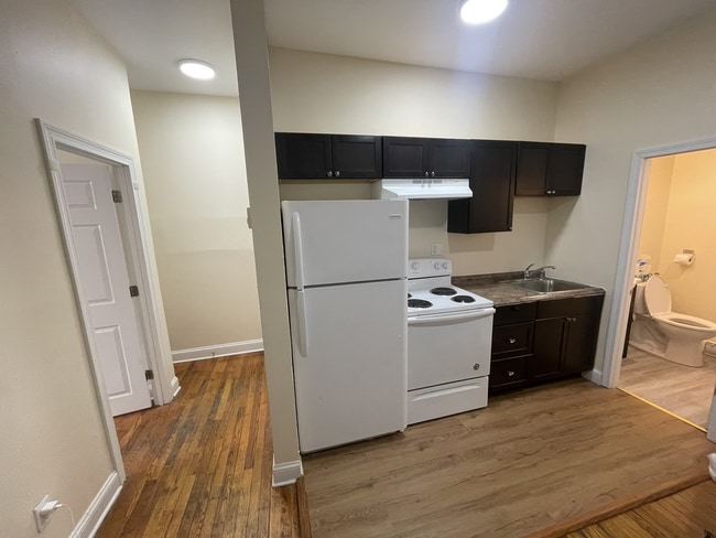 884 Huntington Ave, Unit 3 in Boston, MA - Building Photo - Building Photo