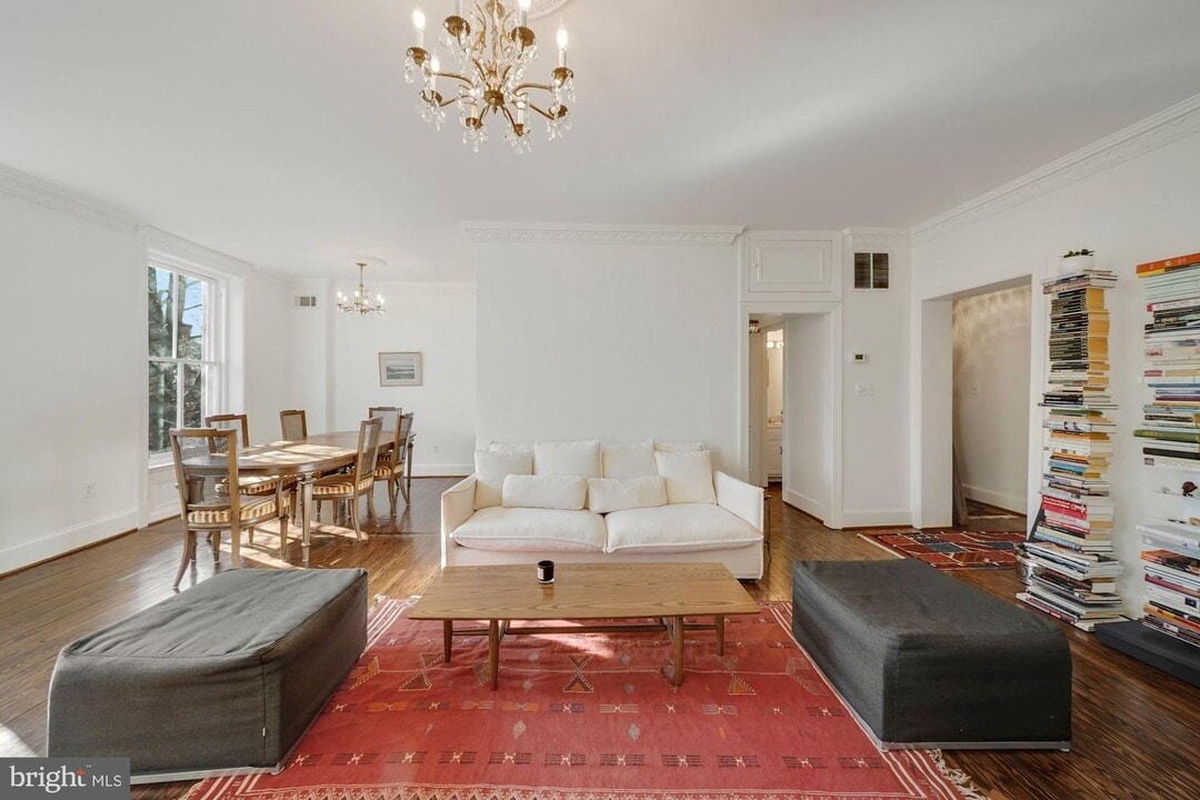 3333 N St NW-Unit -4 in Washington, DC - Building Photo