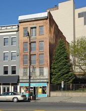 420 Broadway in Albany, NY - Foto de edificio - Building Photo