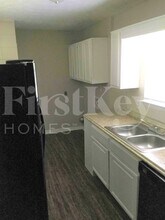 3571 Orbit Ct in Ellenwood, GA - Building Photo - Building Photo