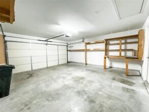 125 Parkwood Ct in Azle, TX - Foto de edificio - Building Photo