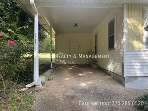 1148 Center St SW in Mableton, GA - Building Photo - Building Photo