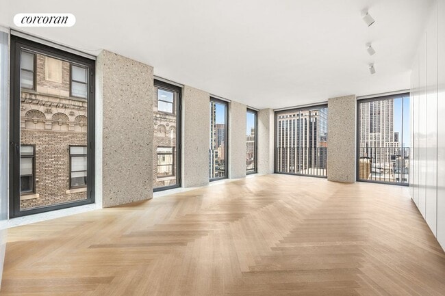 property at 16 W 40th St