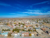 5410 Fernwood Ct in Pahrump, NV - Foto de edificio - Building Photo