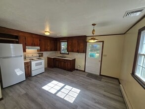 217 S 14th Ave in Hopewell, VA - Building Photo - Building Photo