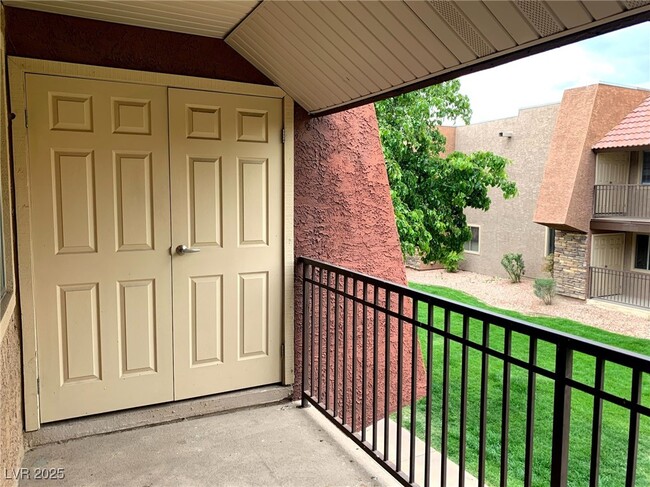 property at 5081 River Glen Dr