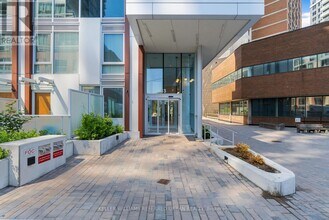 33 Helendale Ave in Toronto, ON - Building Photo - Building Photo