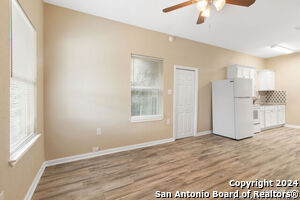 931 W Rosewood Ave in San Antonio, TX - Building Photo - Building Photo