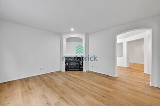 22628 SE 12th Pl in Sammamish, WA - Building Photo - Building Photo