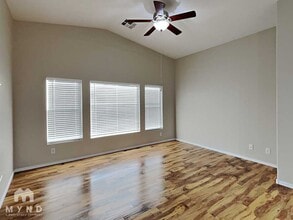 2590 Alias Smith Dr, Unit Unit 2004 in Henderson, NV - Building Photo - Building Photo