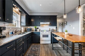 110 SE 13th St in Bentonville, AR - Building Photo - Building Photo