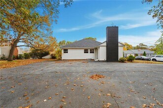 259 High Service Ave in North Providence, RI - Building Photo - Building Photo
