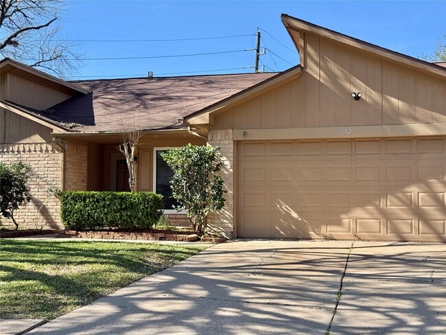 3602 Brier Gardens Dr