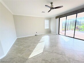 1563 Parnell Ct in Naples, FL - Building Photo - Building Photo