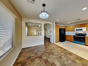 4031 S Dewdrop Ct in Gilbert, AZ - Building Photo - Building Photo