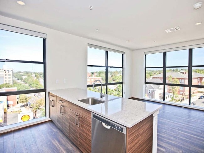 Fahrenheit Apartments