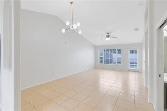 1105 Sandestin Way in Orlando, FL - Building Photo - Building Photo