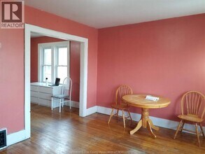 1093 Howard Ave in Windsor, ON - Building Photo - Building Photo