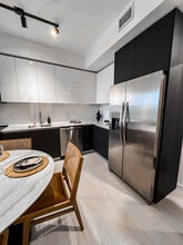 20443 NW 19th Ave, Unit A3 in Miami Gardens, FL - Foto de edificio - Building Photo