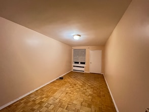 8838 19th Ave in Brooklyn, NY - Foto de edificio - Building Photo