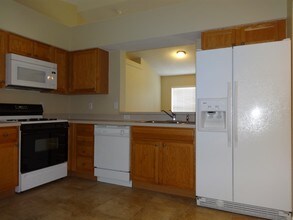 13404 Silver Leaf Cir in Clermont, FL - Foto de edificio - Building Photo