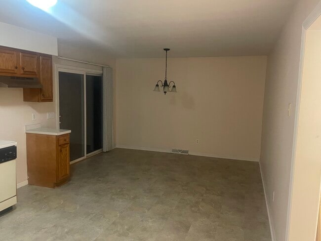 1221 Calina Ct in Harrisonburg, VA - Building Photo - Building Photo