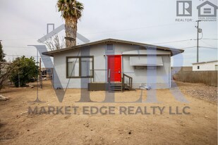 13522 W Maryland Ave in Litchfield Park, AZ - Building Photo