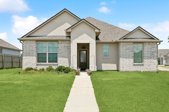 property at 5189 Clarkston Grv Dr