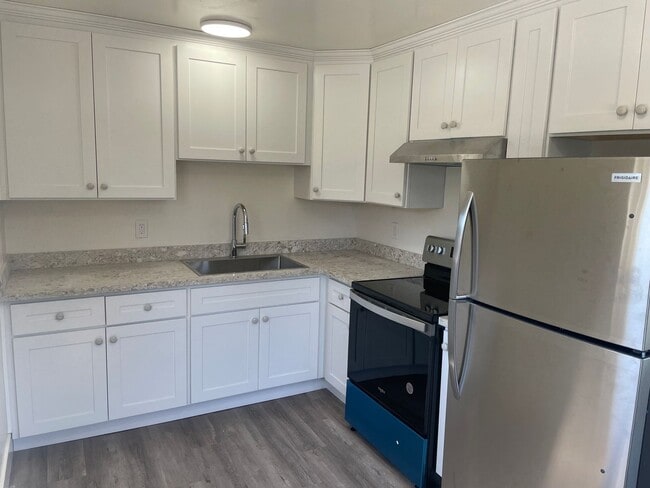 property at 1385 San Tomas Aquino Pkwy