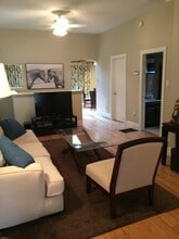 223 London St in Peterborough, ON - Building Photo - Building Photo