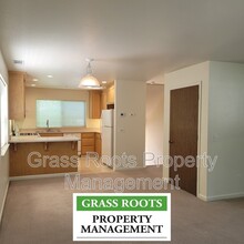 314 Empire Ct in Grass Valley, CA - Building Photo - Building Photo