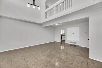 10400 Valle Koki Dr in Socorro, TX - Building Photo - Building Photo