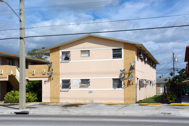 Palm Springs Apartments in Hialeah, FL - Building Photo - Building Photo