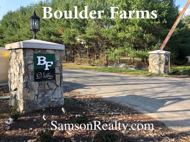 100 Linda Cir in Johnston, RI - Building Photo - Building Photo