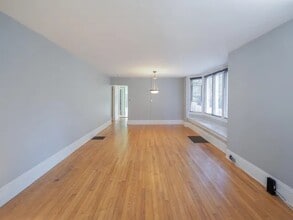 703 Clinton Ave in Kalamazoo, MI - Building Photo - Building Photo