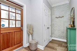 105 S Summit Ave in Charlotte, NC - Building Photo - Building Photo