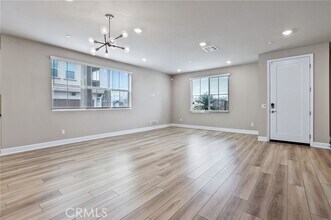 19109 Azul Ln in Huntington Beach, CA - Building Photo - Building Photo