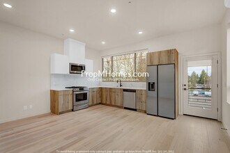 6610 N Greenwich Ave in Portland, OR - Building Photo - Building Photo