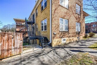 1445 Lucile Ave SW in Atlanta, GA - Building Photo - Building Photo