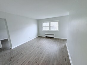 1801 W Oklahoma Ave in Milwaukee, WI - Building Photo - Building Photo