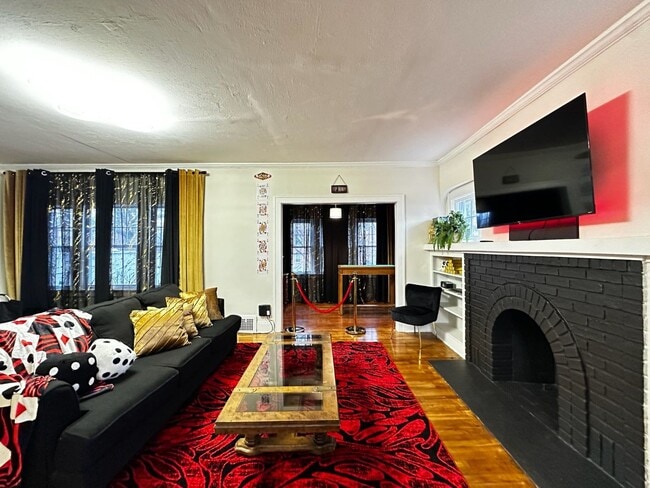 3874 Summit Park Rd in Cleveland Heights, OH - Building Photo - Building Photo