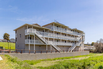 Sparrow Terrace in Watsonville, CA - Building Photo - Building Photo