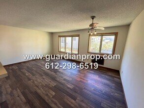 425 Dayton Ave in St. Paul, MN - Building Photo - Building Photo